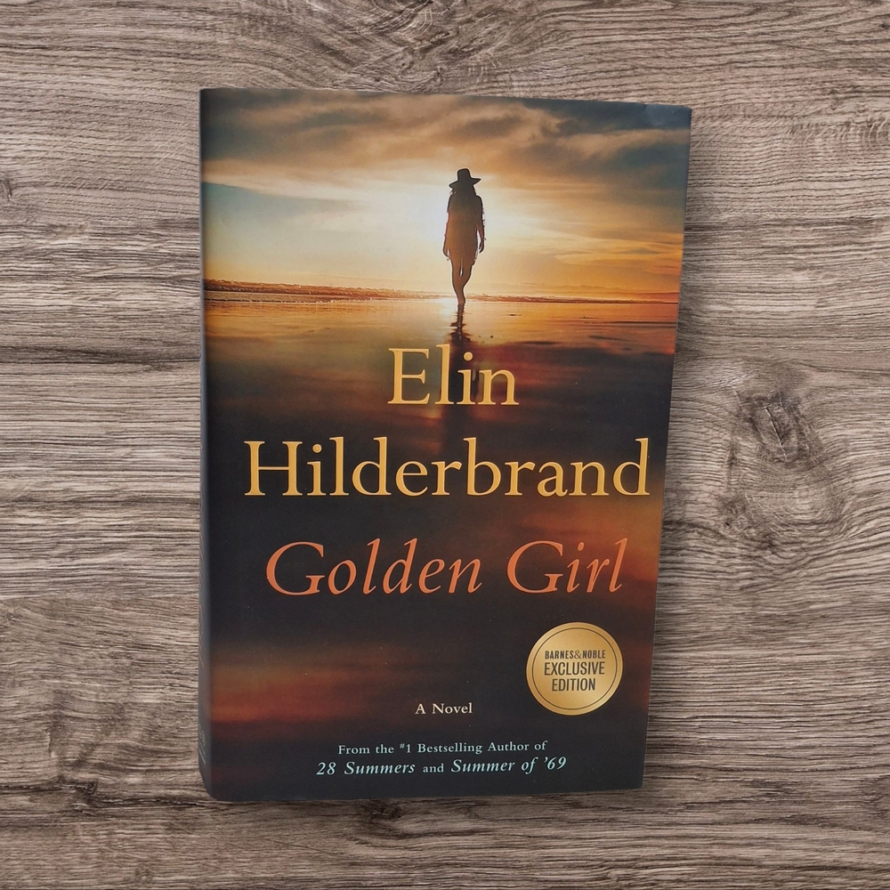 Golden Girl by Elin Hilderbrand - Hardcover